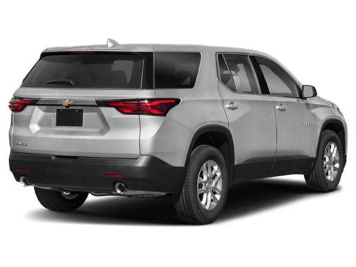 Silver Ice Metallic 2022 Chevrolet Traverse LS