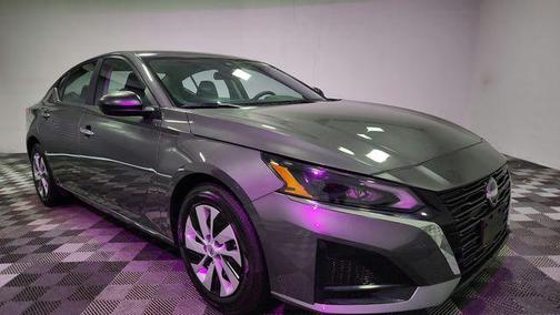 2025 Nissan Altima S FWD