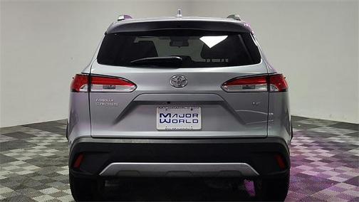2024 Toyota Corolla Cross LE