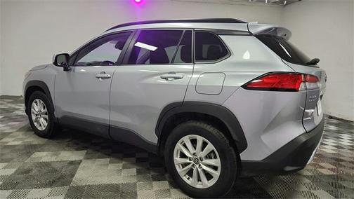 2024 Toyota Corolla Cross LE