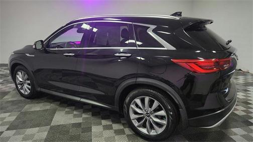 2021 INFINITI QX50 LUXE