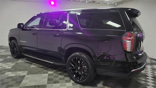 2023 Chevrolet Suburban LT