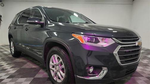2021 Chevrolet Traverse LT Cloth