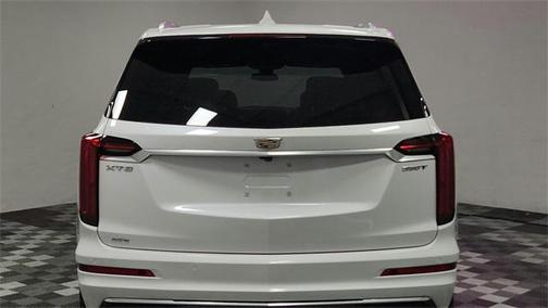 2022 Cadillac XT6 Luxury AWD