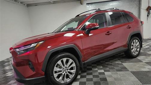 2023 Toyota RAV4 XLE Premium