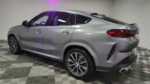 2025 BMW X6 xDrive40i