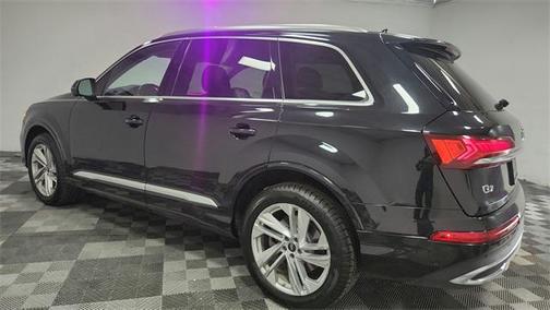 2022 Audi Q7 45 Premium
