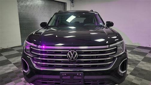 2024 Volkswagen Atlas 2.0T SE w/Technology 4MOTION