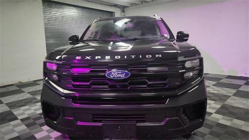 2025 Ford Expedition Max Active 4x4
