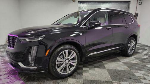 Stellar Black Metallic 2024 Cadillac XT6 Premium Luxury AWD