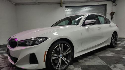 2024 BMW 330 i