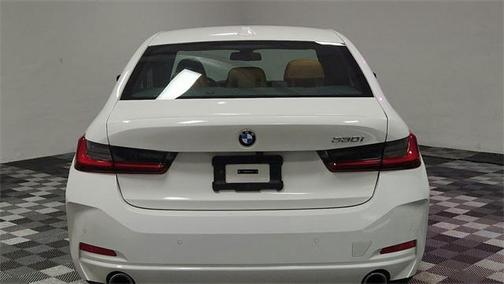 2024 BMW 330 i