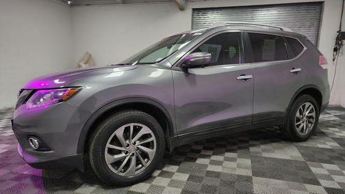 Gun Metallic 2015 Nissan Rogue SL