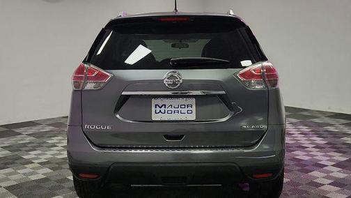 Gun Metallic 2015 Nissan Rogue SL