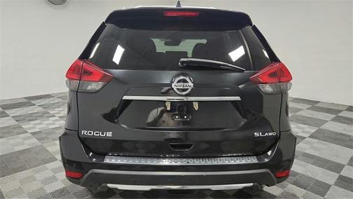 2020 Nissan Rogue SL