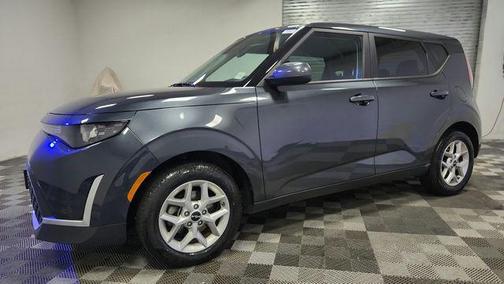 Gravity Gray 2025 Kia Soul LX