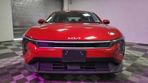 Currant Red 2025 Kia K4 LXS