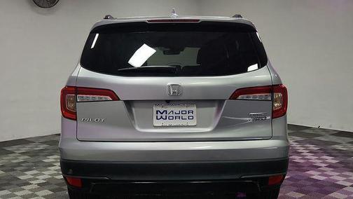 Lunar Silver Metallic 2022 Honda Pilot AWD Special Edition