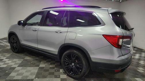 Lunar Silver Metallic 2022 Honda Pilot AWD Special Edition