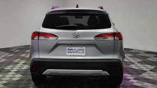 2025 Toyota Corolla Cross LE