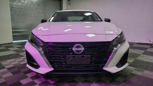 Glacier White 2025 Nissan Altima 2.5 SV
