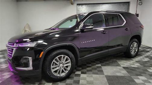2022 Chevrolet Traverse LT Leather