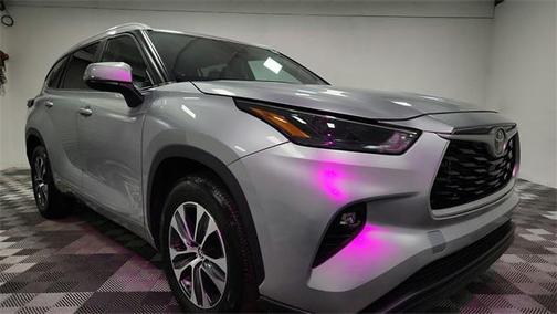2024 Toyota Highlander XLE