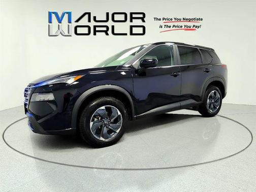 Super Black 2025 Nissan Rogue SV