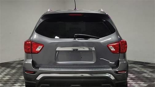 2018 Nissan Pathfinder S