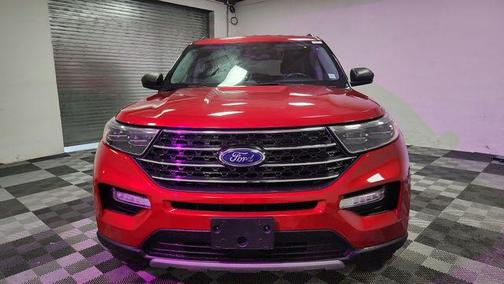 RAPID RED MET TINTED CC 2023 Ford Explorer XLT