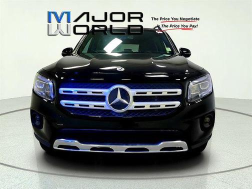 Night Black 2023 Mercedes-Benz GLB 250 4MATIC