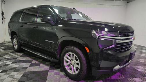 2022 Chevrolet Suburban LT