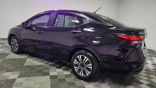 Super Black 2021 Nissan Versa 1.6 S