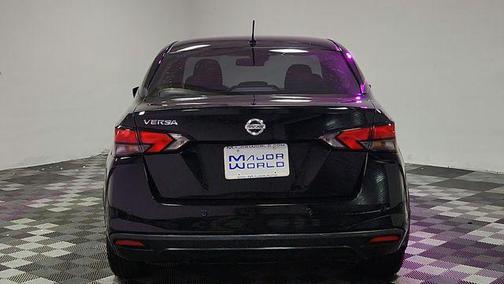 Super Black 2021 Nissan Versa 1.6 S