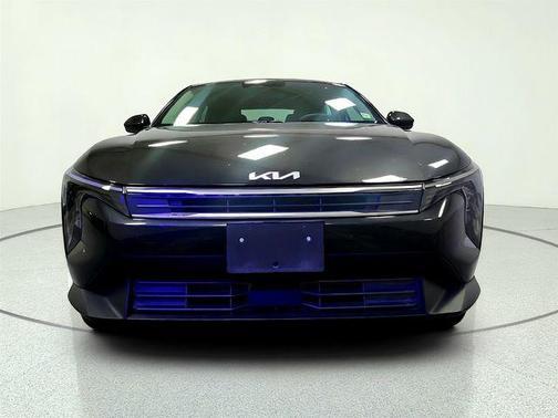 Interstellar Gray 2025 Kia K4 LXS