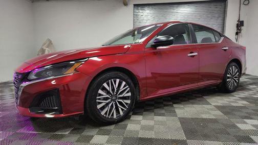 Scarlet Ember 2025 Nissan Altima 2.5 SV