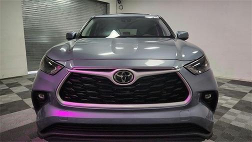 2022 Toyota Highlander LE