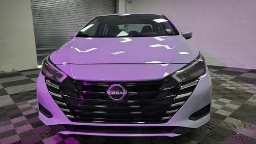 Gray Sky Pearl 2025 Nissan Versa 1.6 SV