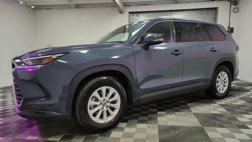 2025 Toyota Grand Highlander XLE