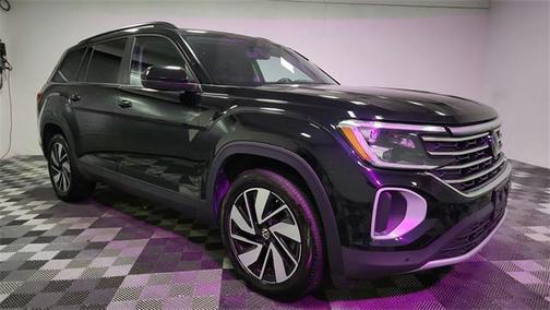 2024 Volkswagen Atlas 2.0T SE w/Technology 4MOTION