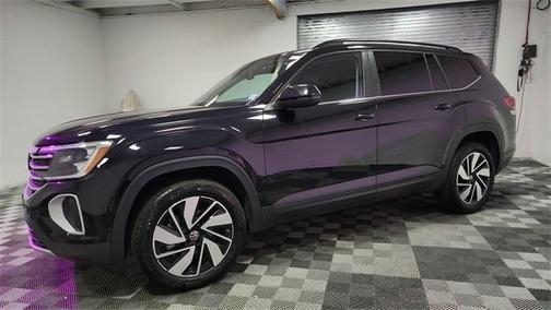 2024 Volkswagen Atlas 2.0T SE w/Technology 4MOTION