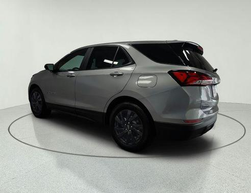 Sterling Gray Metallic 2023 Chevrolet Equinox LS