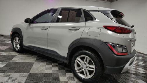 Cyber Silver 2022 Hyundai KONA SE