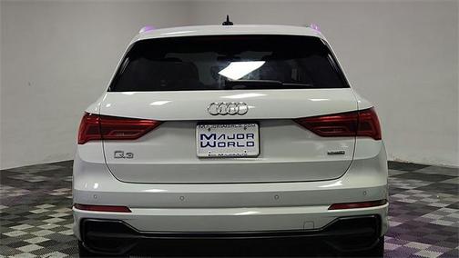 2022 Audi Q3 45 S line Premium