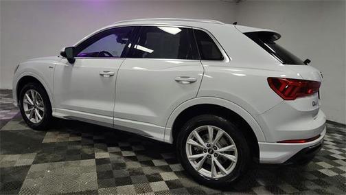 2022 Audi Q3 45 S line Premium