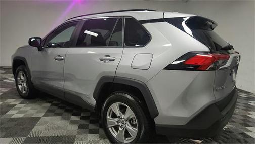 2024 Toyota RAV4 Hybrid SE