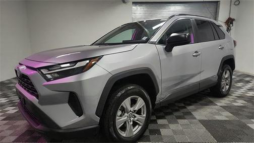 2024 Toyota RAV4 Hybrid SE