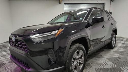 2024 Toyota RAV4 Hybrid SE