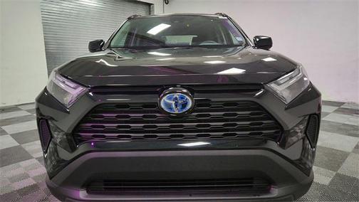 2024 Toyota RAV4 Hybrid SE