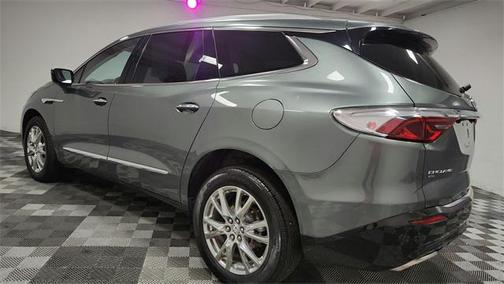 2023 Buick Enclave Essence AWD